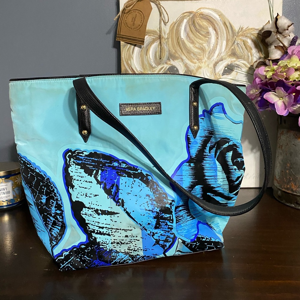 ❤️Vera Bradley Tote